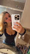 kaitlyn_krems Altpins Profile Picture