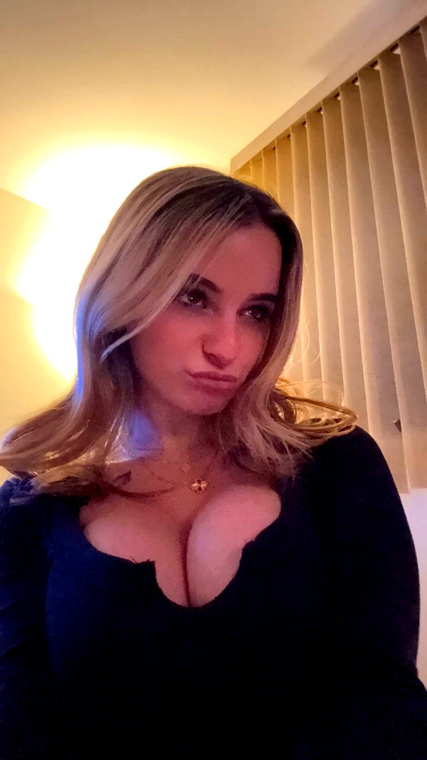 kaitlyn_krems snapchat image archive image