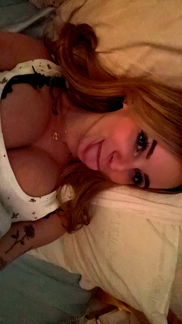 kaitlyn_krems snapchat image archive image