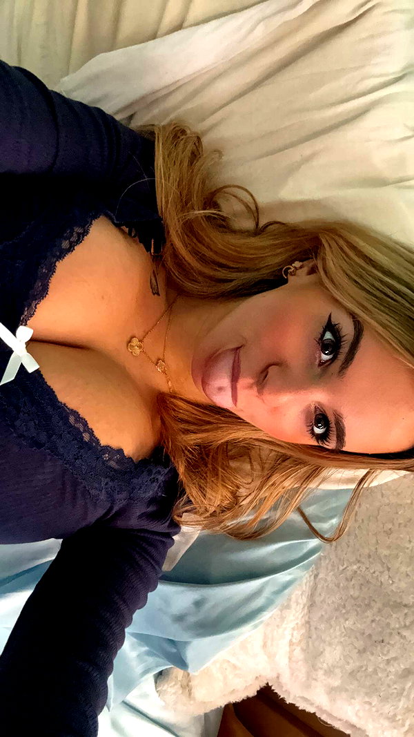 kaitlyn_krems snapchat image archive image