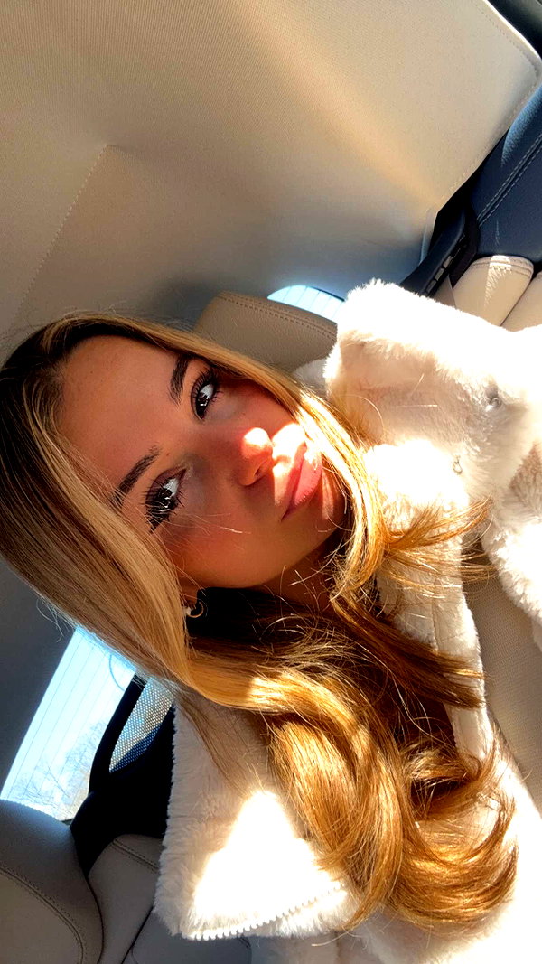 kaitlyn_krems snapchat image archive image