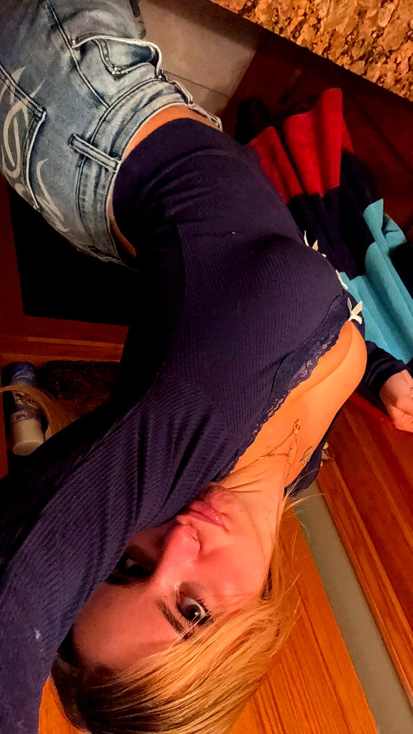 kaitlyn_krems snapchat image archive image