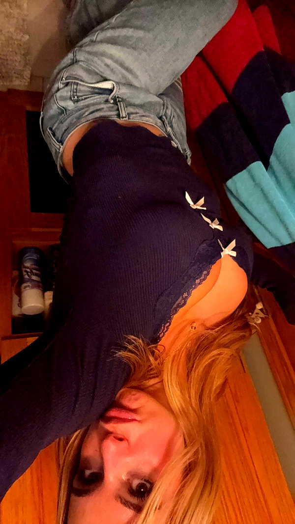 kaitlyn_krems snapchat image archive image