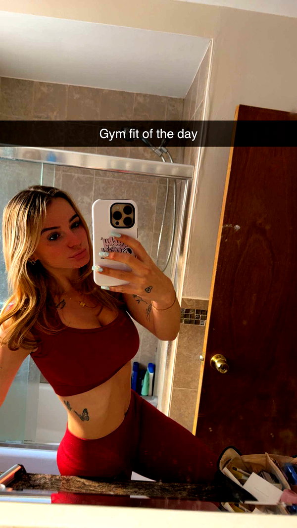kaitlyn_krems snapchat image archive image