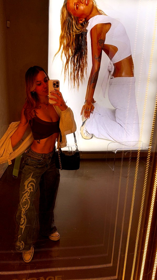 kaitlyn_krems snapchat image archive image