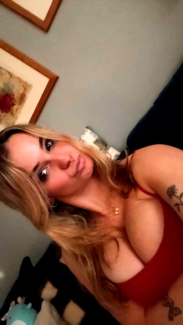 kaitlyn_krems snapchat image archive image