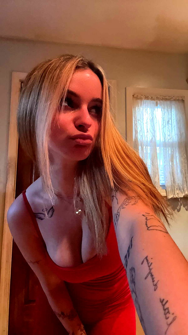 kaitlyn_krems snapchat image archive image