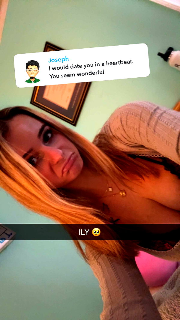 kaitlyn_krems snapchat image archive image