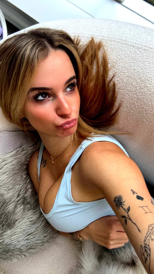 kaitlyn_krems snapchat image archive image