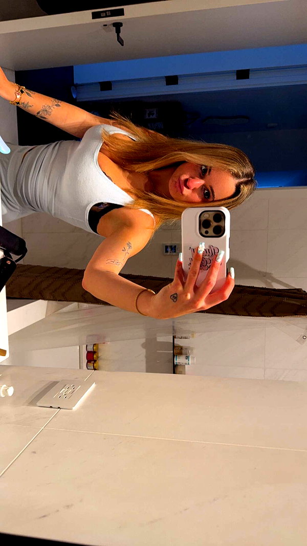 kaitlyn_krems snapchat image archive image
