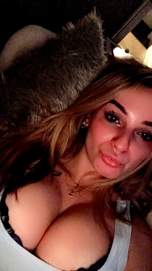 kaitlyn_krems snapchat image archive image