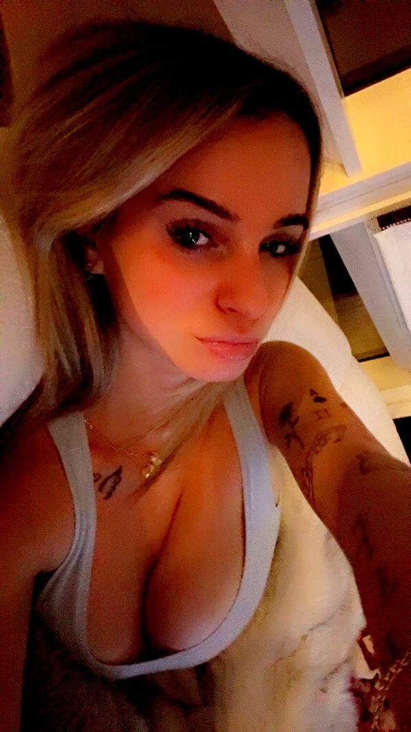 kaitlyn_krems snapchat image archive image