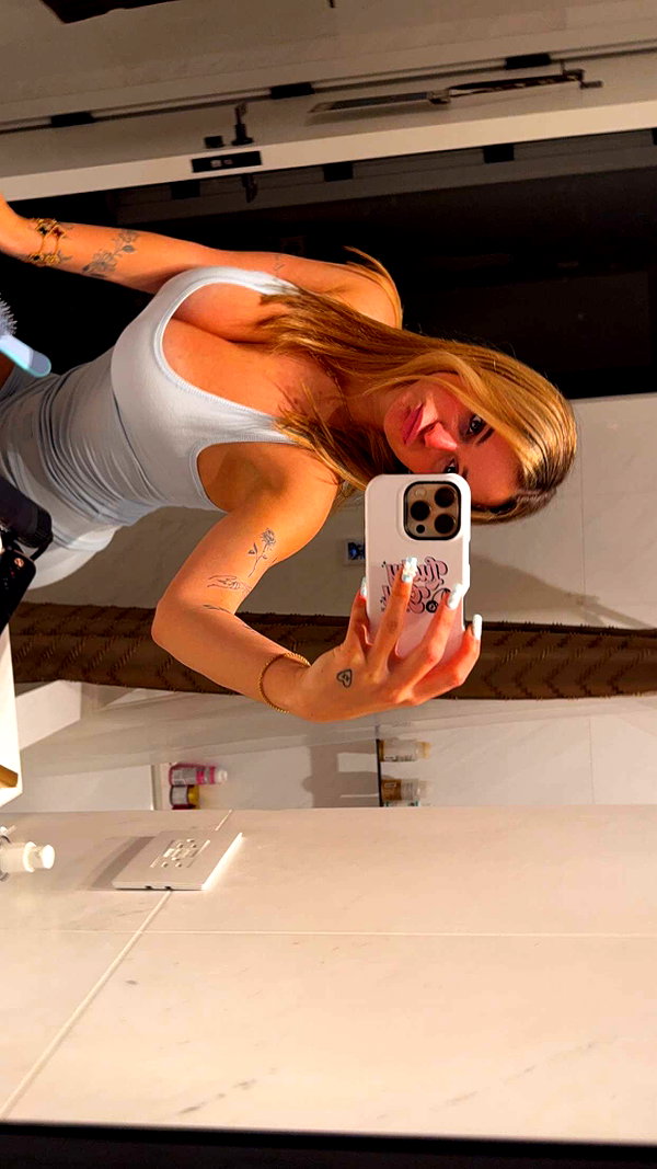 kaitlyn_krems snapchat image archive image