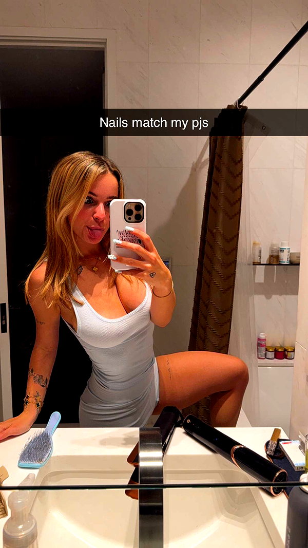 kaitlyn_krems snapchat image archive image