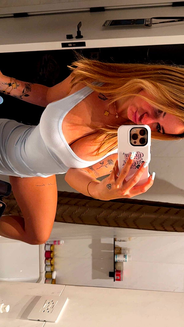 kaitlyn_krems snapchat image archive image