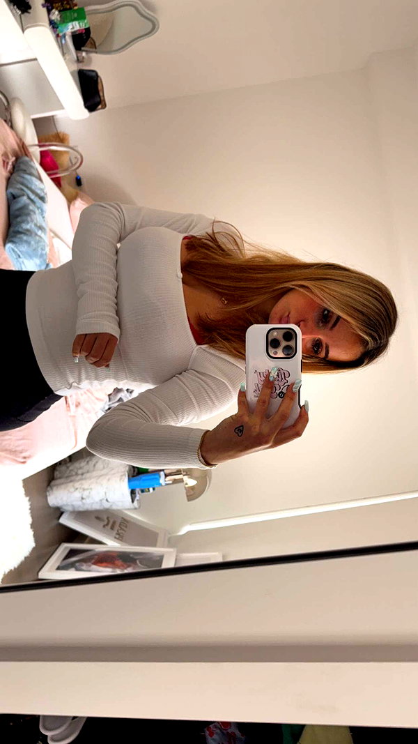 kaitlyn_krems snapchat image archive image