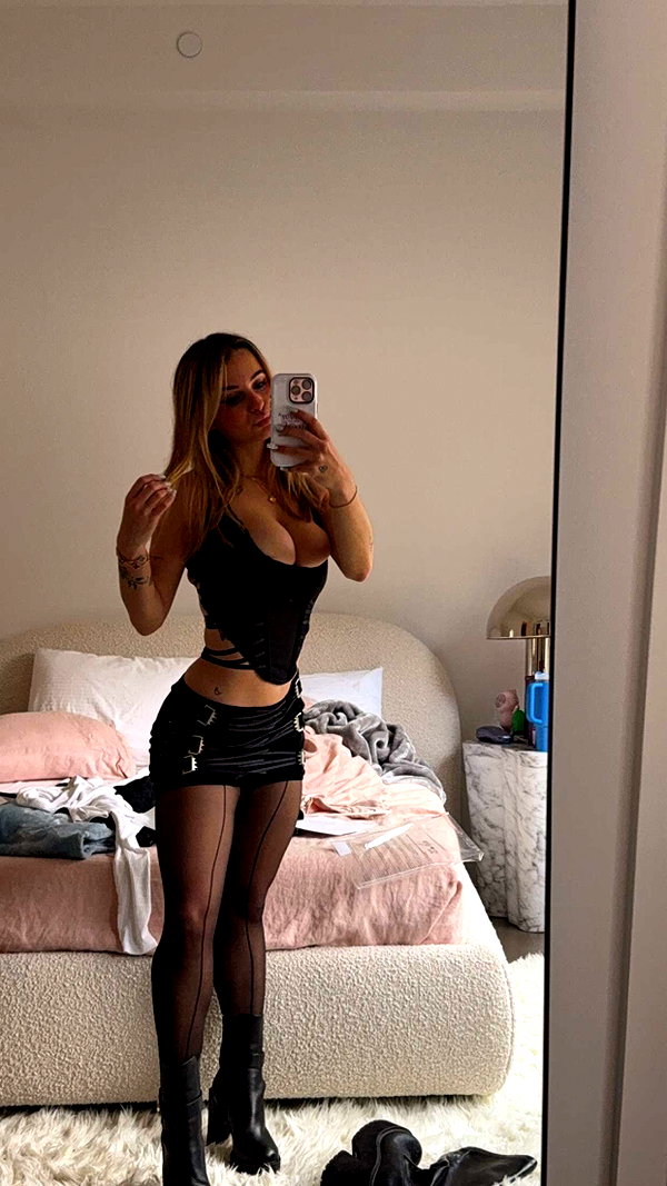 kaitlyn_krems snapchat image archive image