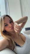 kaitlyn_krems Altpins Profile Picture