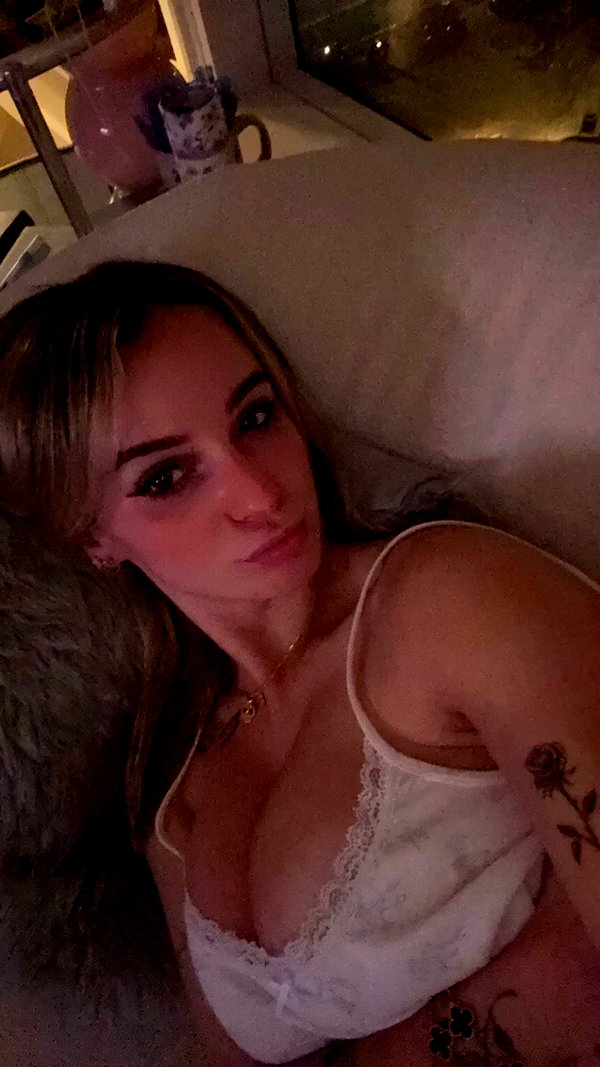 kaitlyn_krems snapchat image archive image