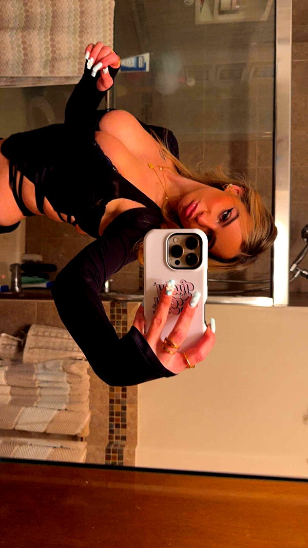 kaitlyn_krems snapchat image archive image