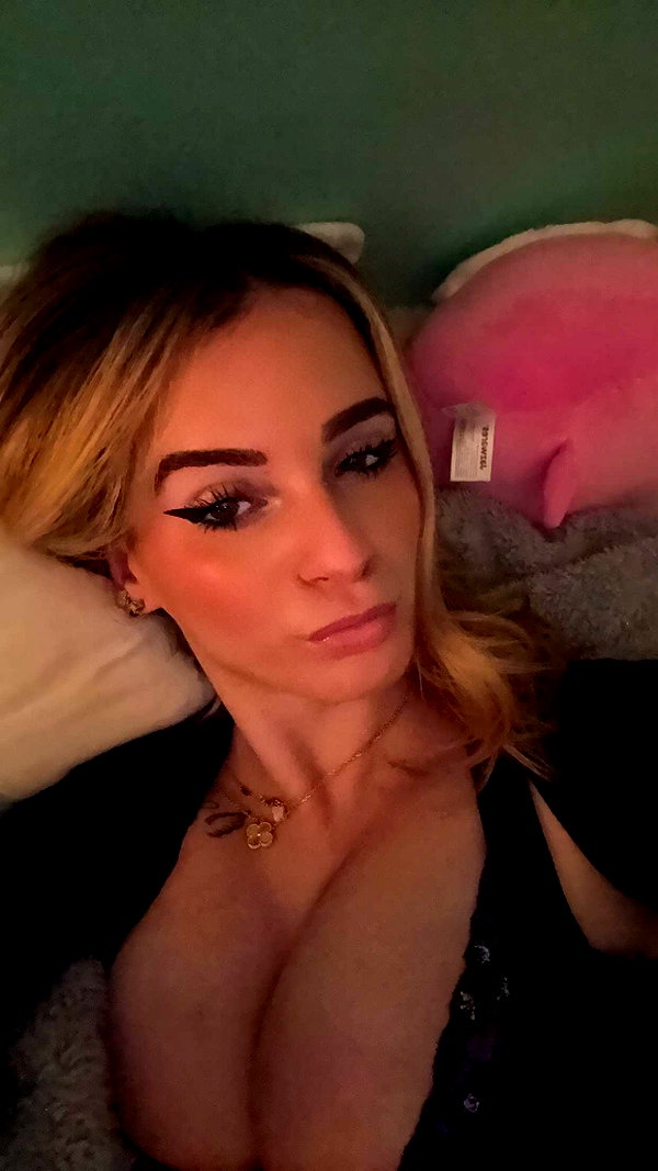 kaitlyn_krems snapchat image archive image