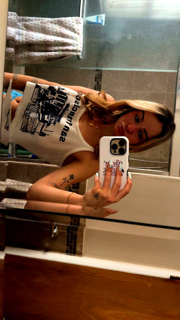 kaitlyn_krems snapchat image archive image