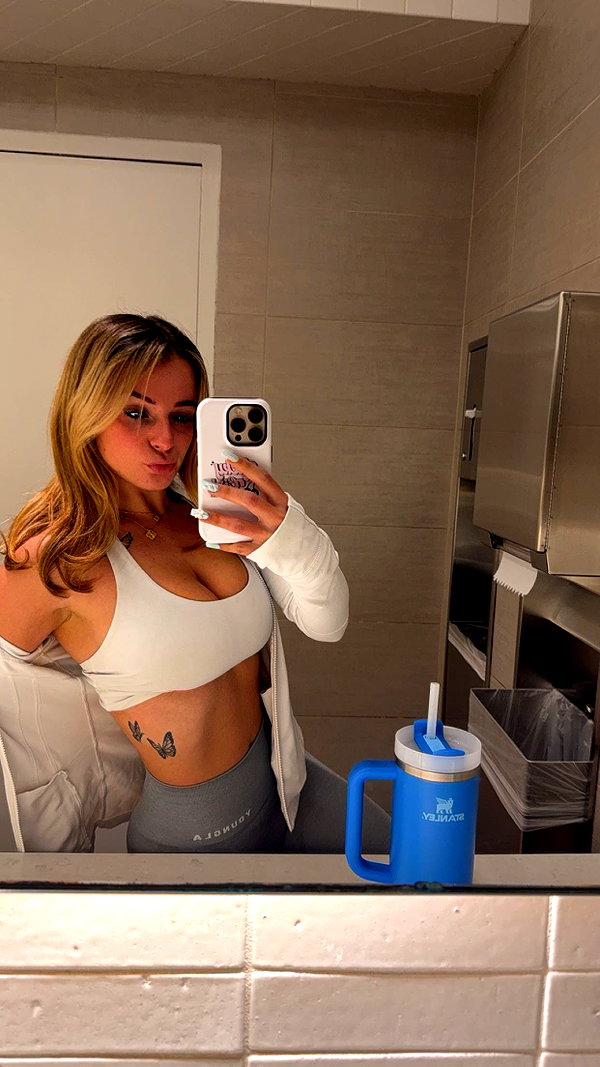 kaitlyn_krems snapchat image archive image