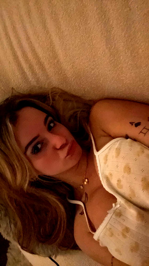 kaitlyn_krems snapchat image archive image