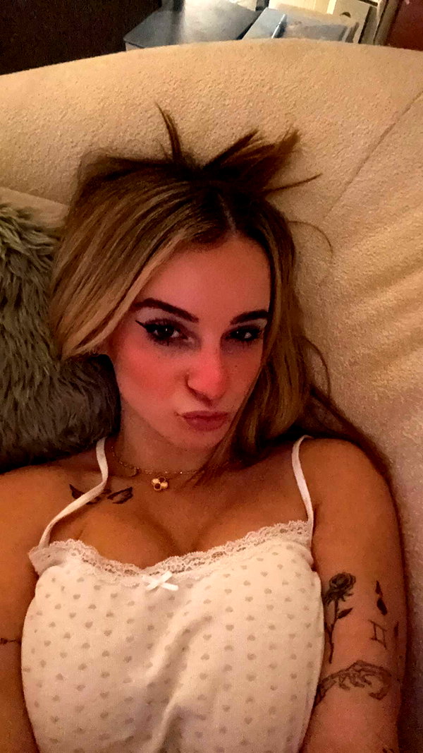kaitlyn_krems snapchat image archive image