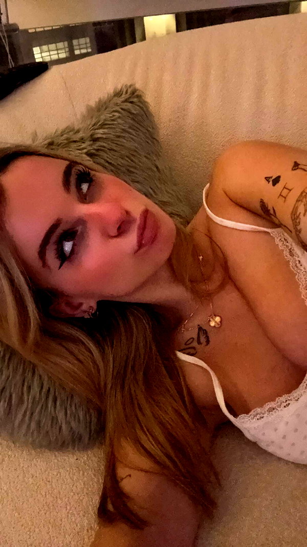kaitlyn_krems snapchat image archive image