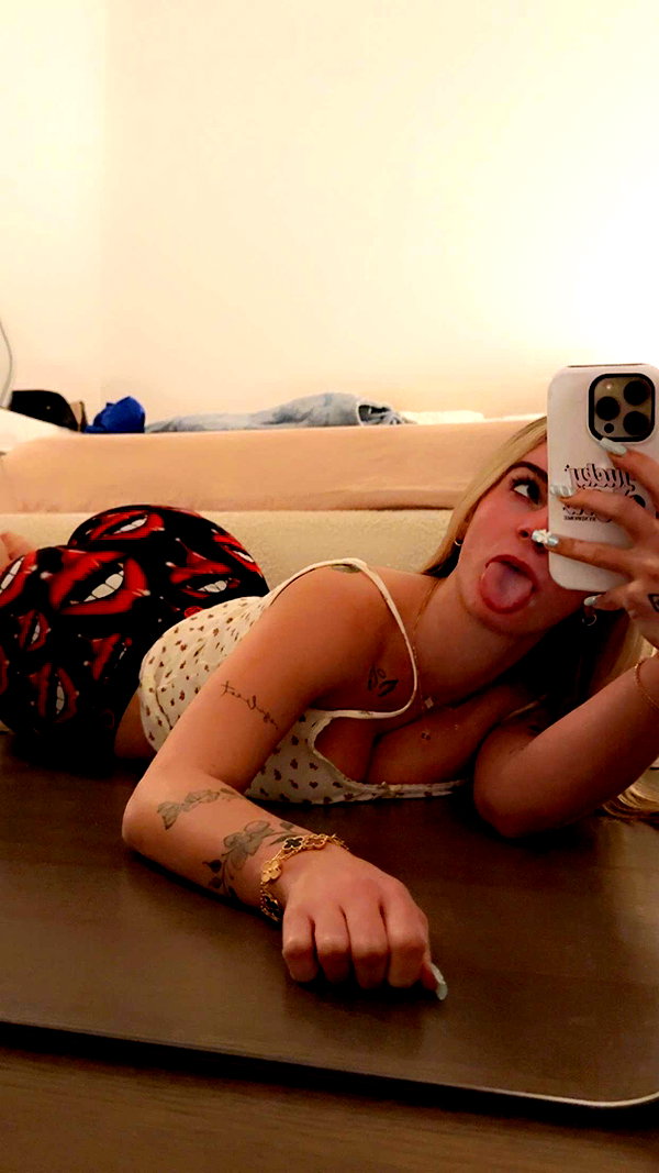 kaitlyn_krems snapchat image archive image