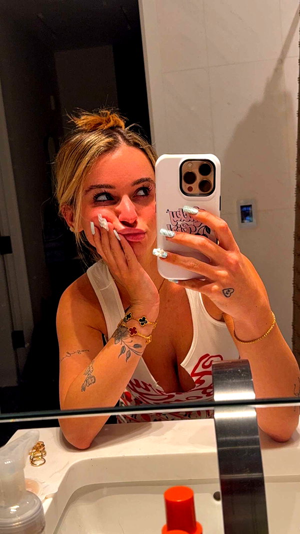 kaitlyn_krems snapchat image archive image