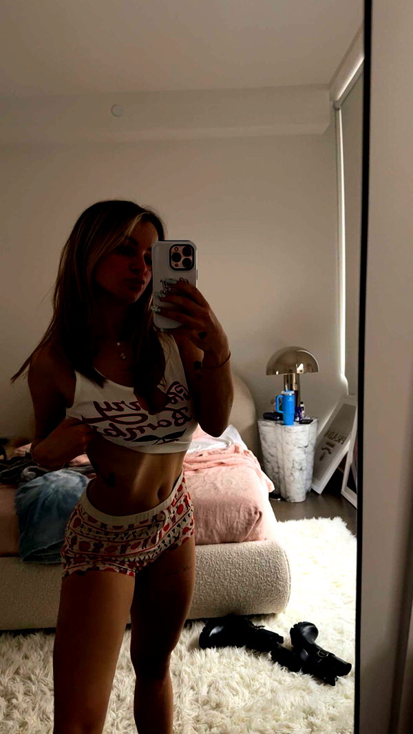 kaitlyn_krems snapchat image archive image