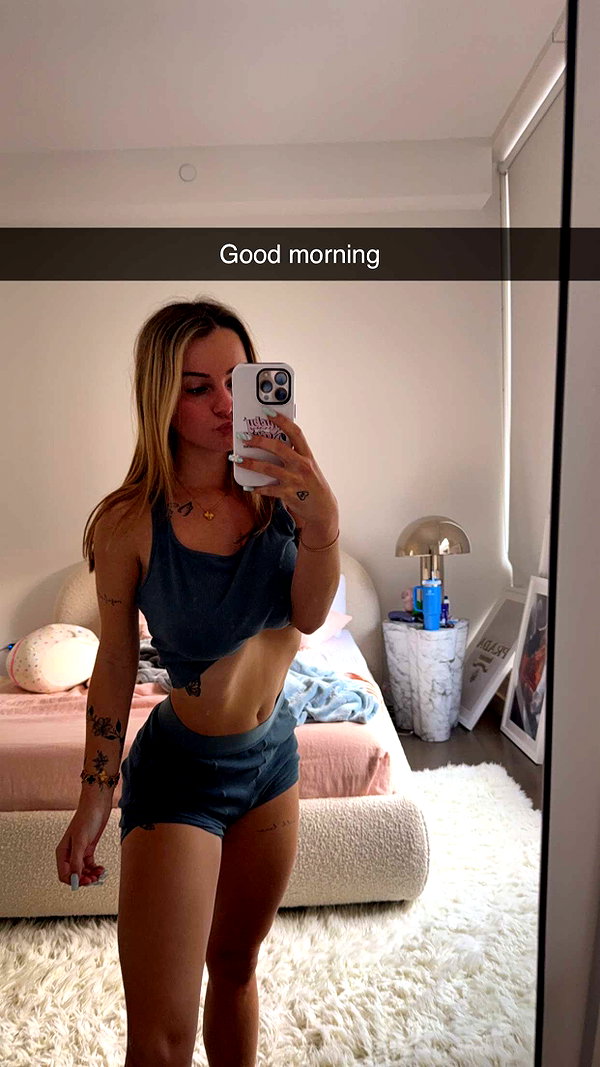 kaitlyn_krems snapchat image archive image