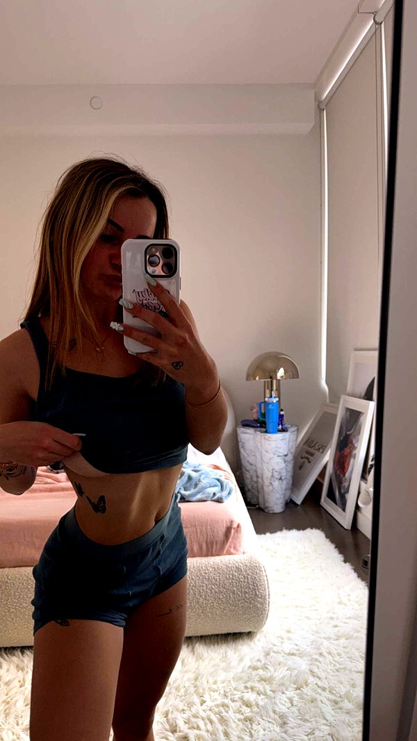 kaitlyn_krems snapchat image archive image