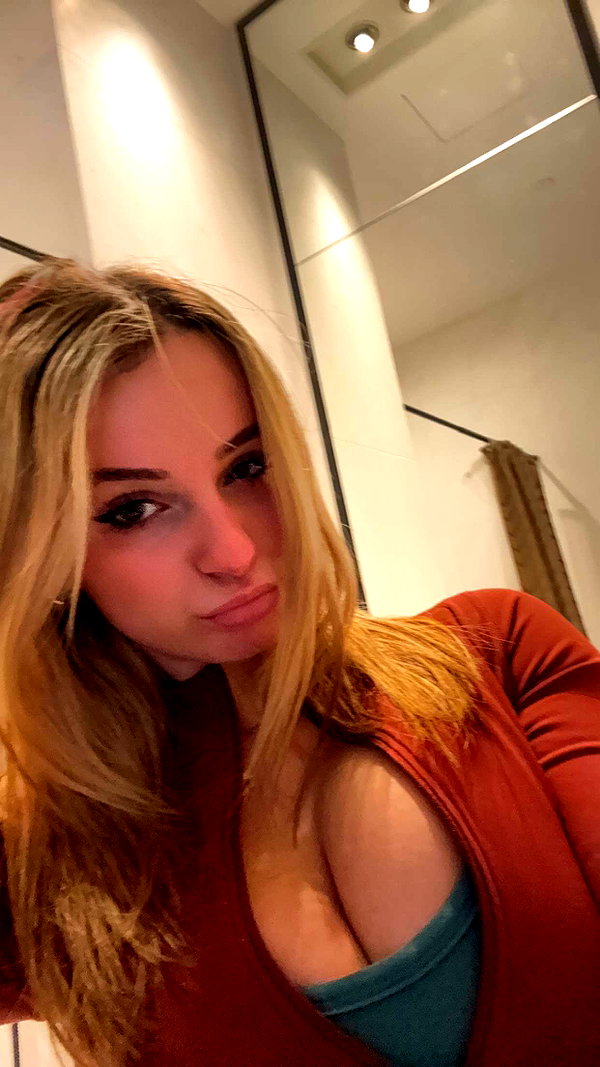 kaitlyn_krems snapchat image archive image
