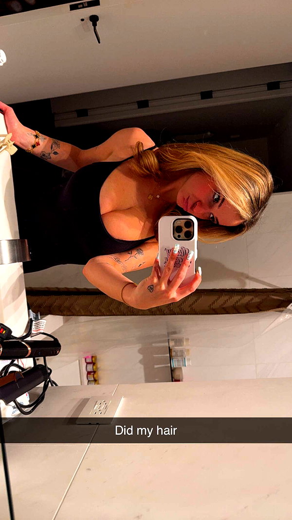 kaitlyn_krems snapchat image archive image