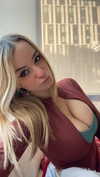 kaitlyn_krems Altpins Profile Picture