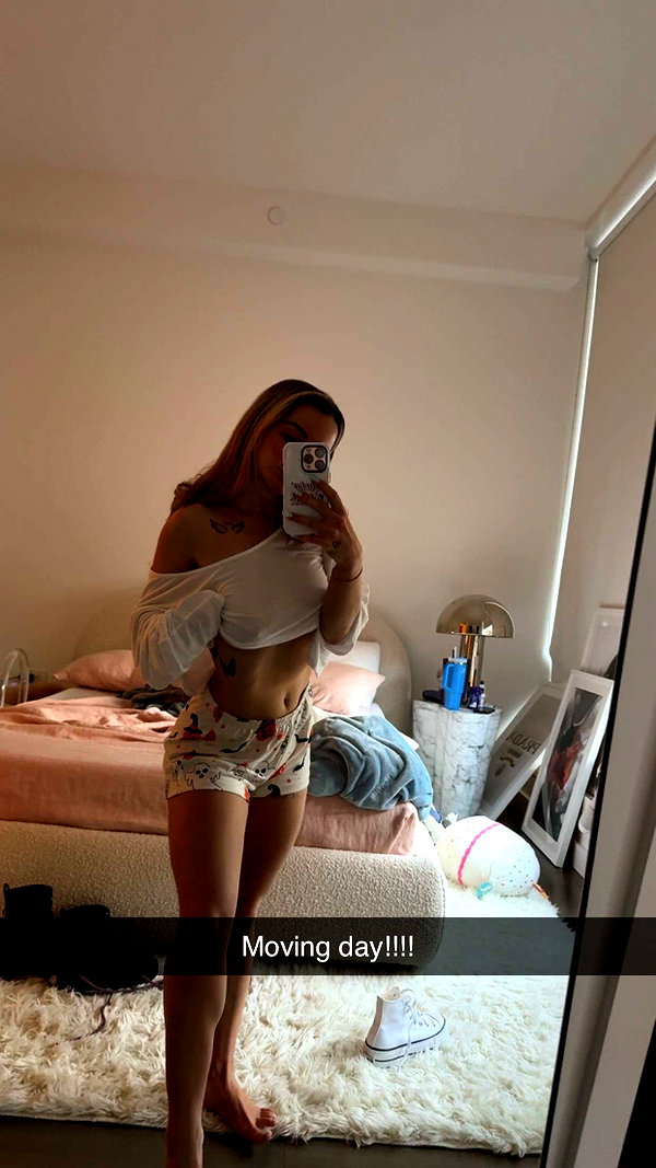 kaitlyn_krems snapchat image archive image