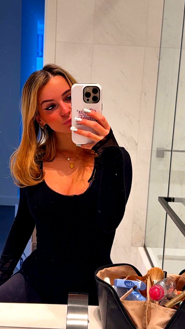 kaitlyn_krems snapchat image archive image