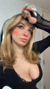 kaitlyn_krems Altpins Profile Picture