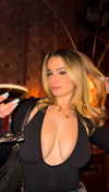 kaitlyn_krems Altpins Profile Picture