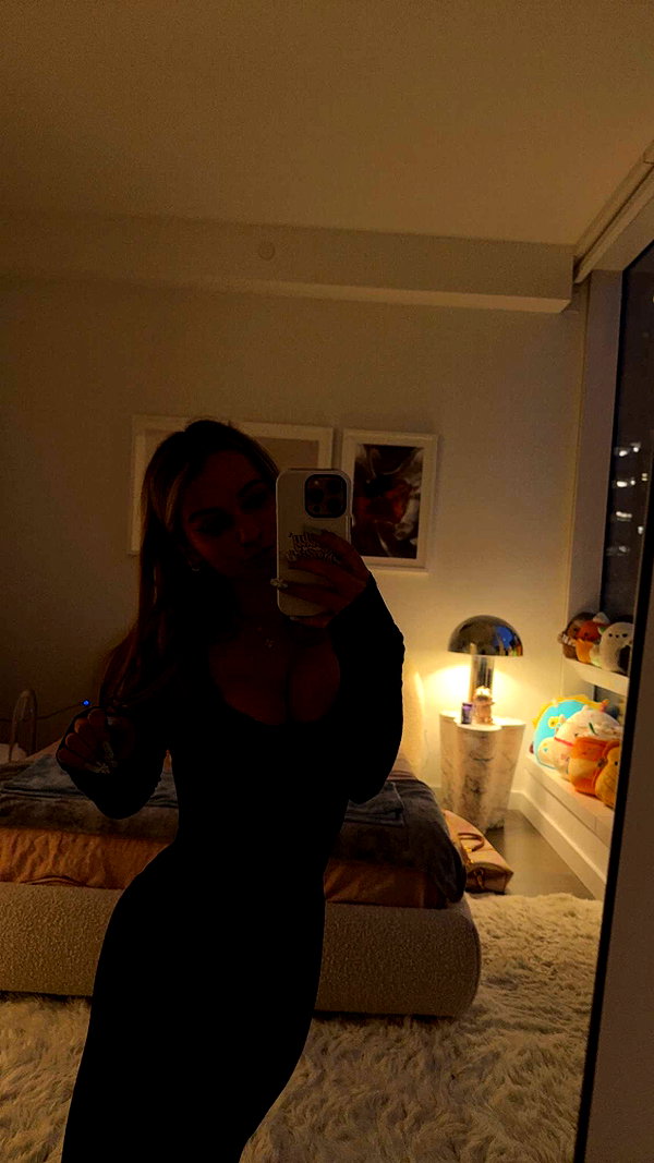 kaitlyn_krems snapchat image archive image