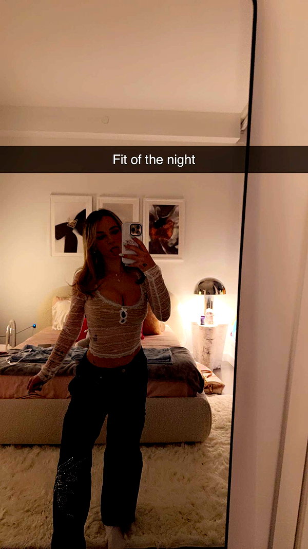 kaitlyn_krems snapchat image archive image