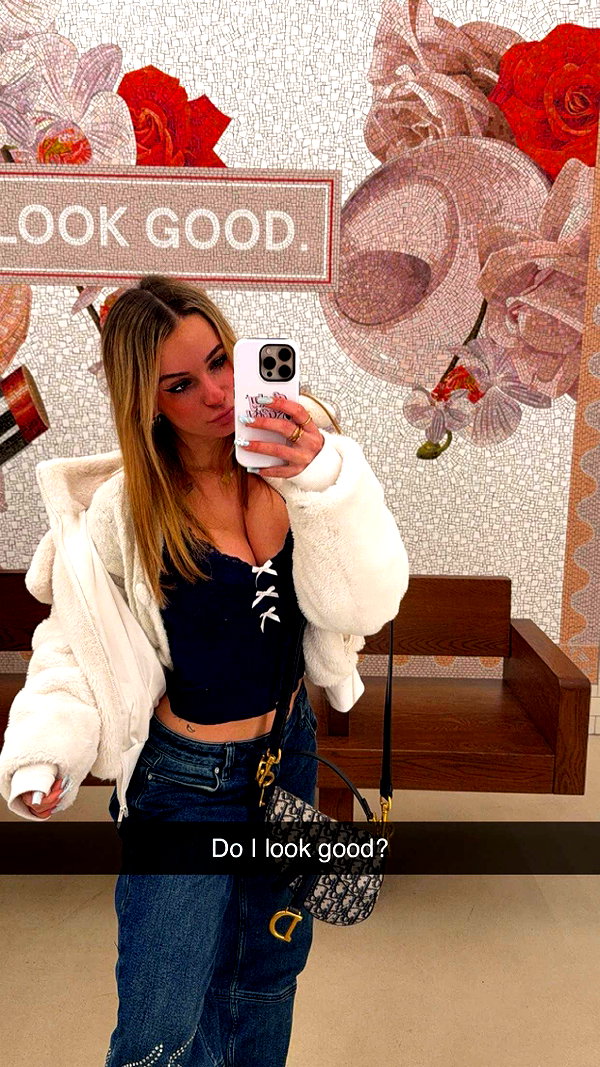 kaitlyn_krems snapchat image archive image