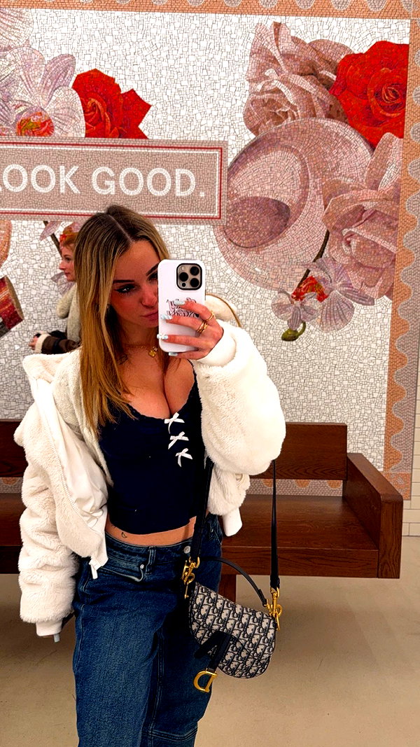 kaitlyn_krems snapchat image archive image