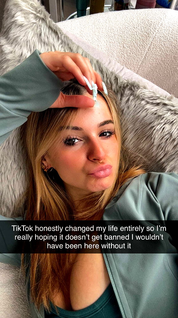 kaitlyn_krems snapchat image archive image