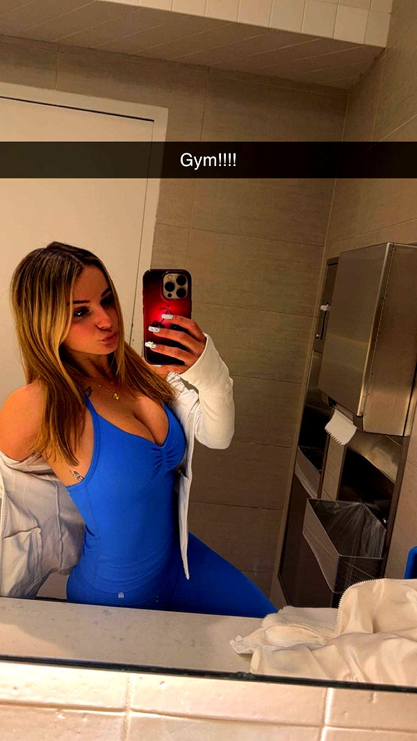kaitlyn_krems snapchat image archive image