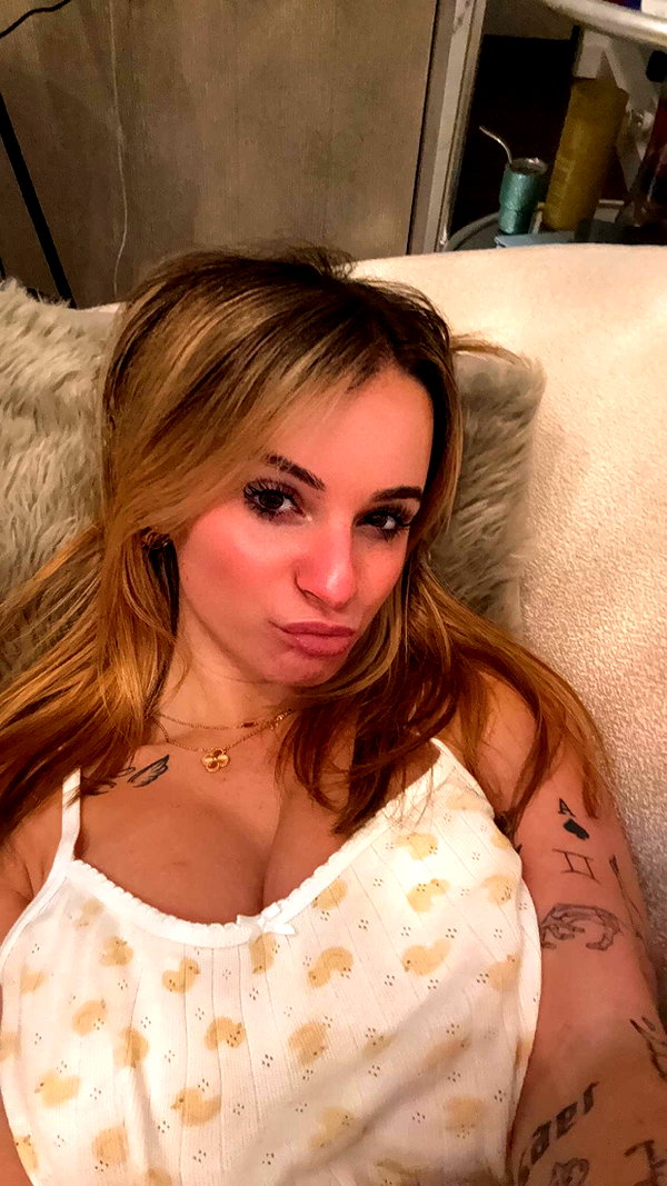 kaitlyn_krems snapchat image archive image