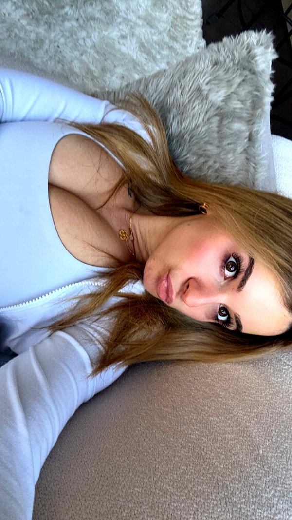 kaitlyn_krems snapchat image archive image